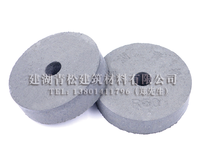水泥垫块出现的原因以及优势分析